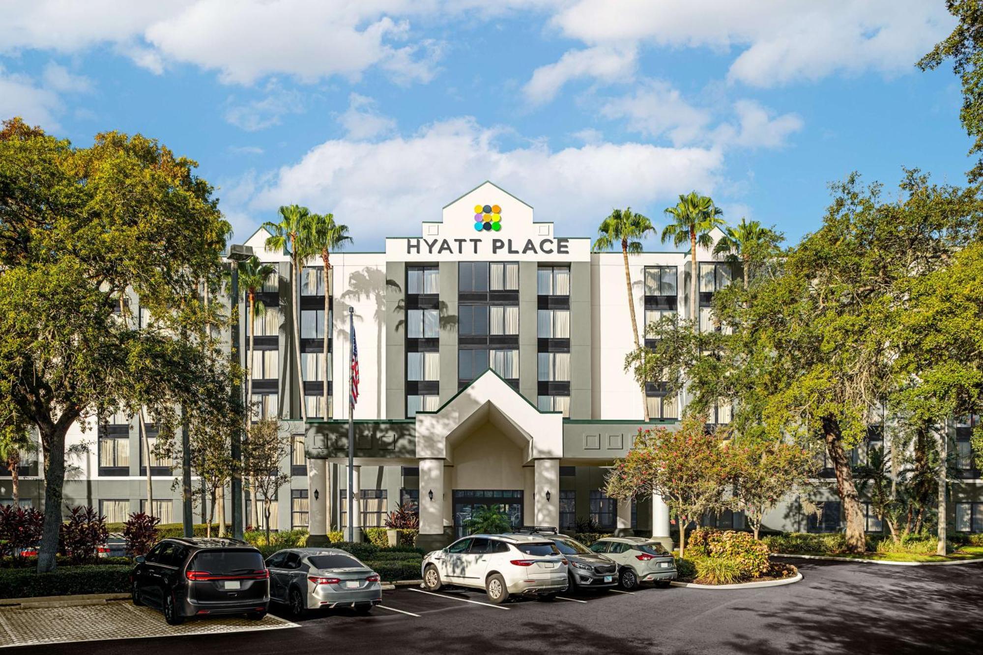 Hyatt Place Tampa Busch Gardens Екстериор снимка