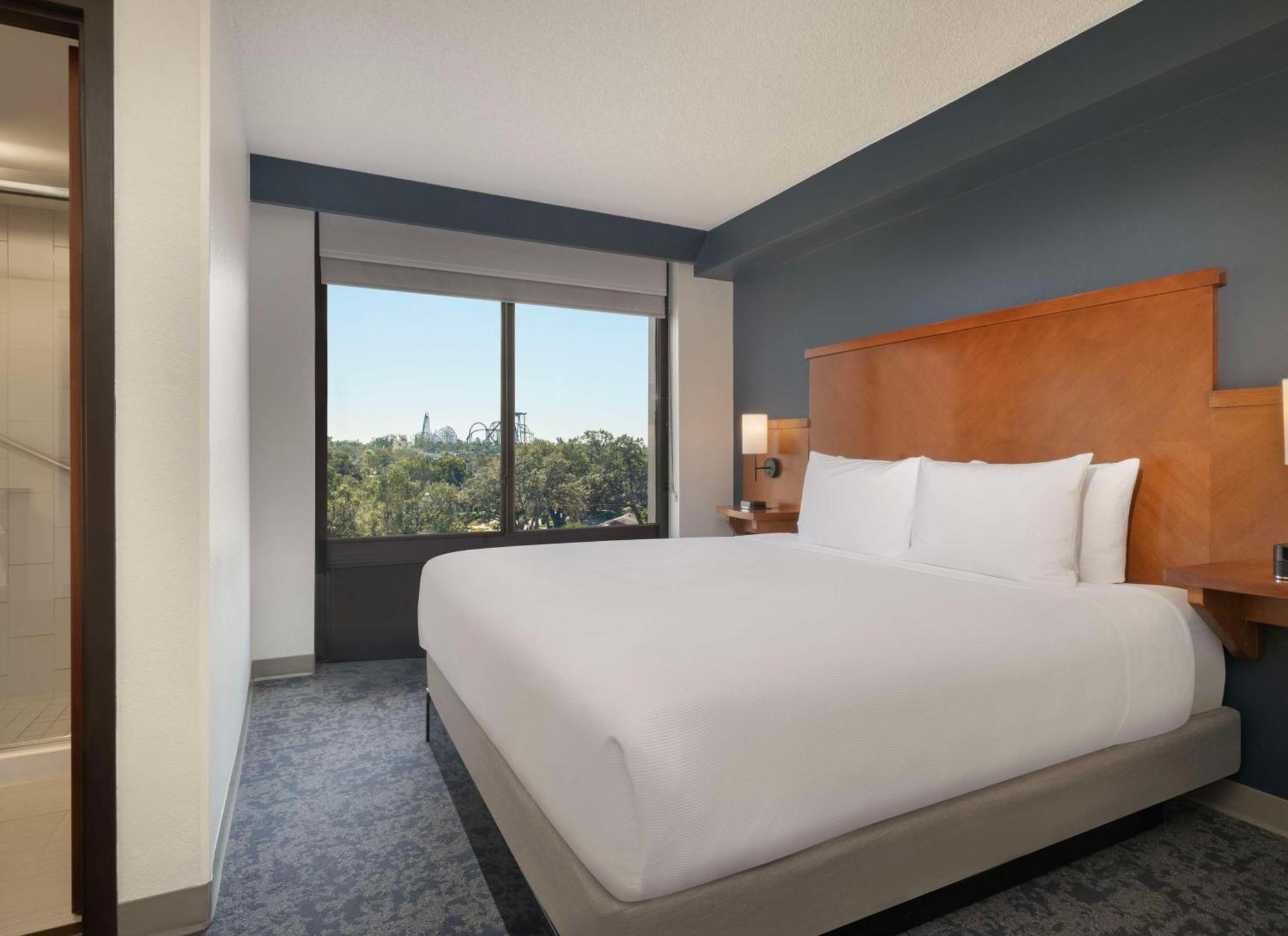 Hyatt Place Tampa Busch Gardens Екстериор снимка